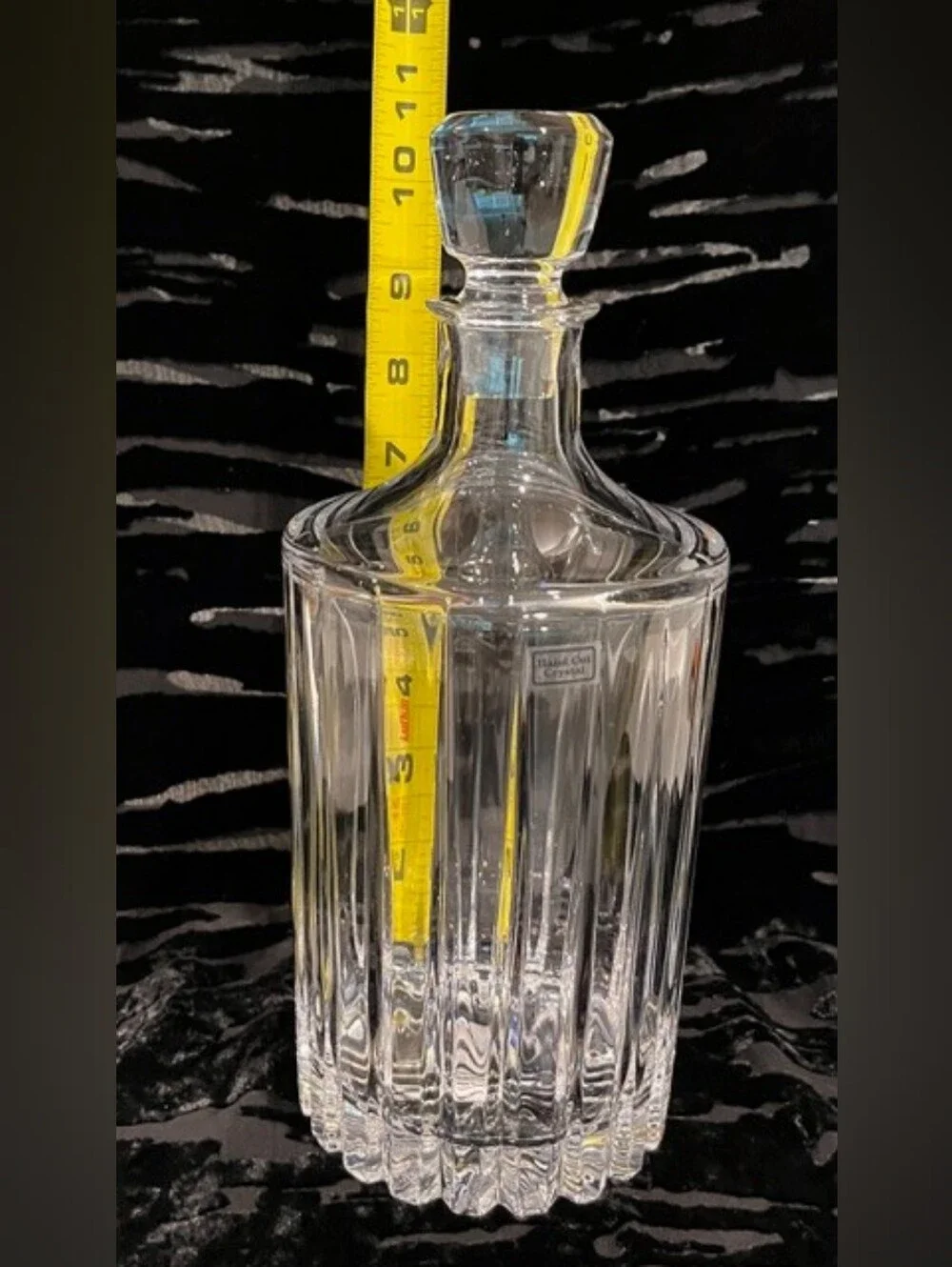 William Sonoma Handcut Crystal Dorset Decanter Made In Slovenia  Gorgeous!  NIB